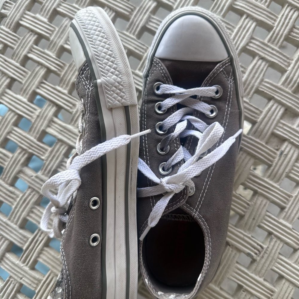 Converse - Picture 4 of 5